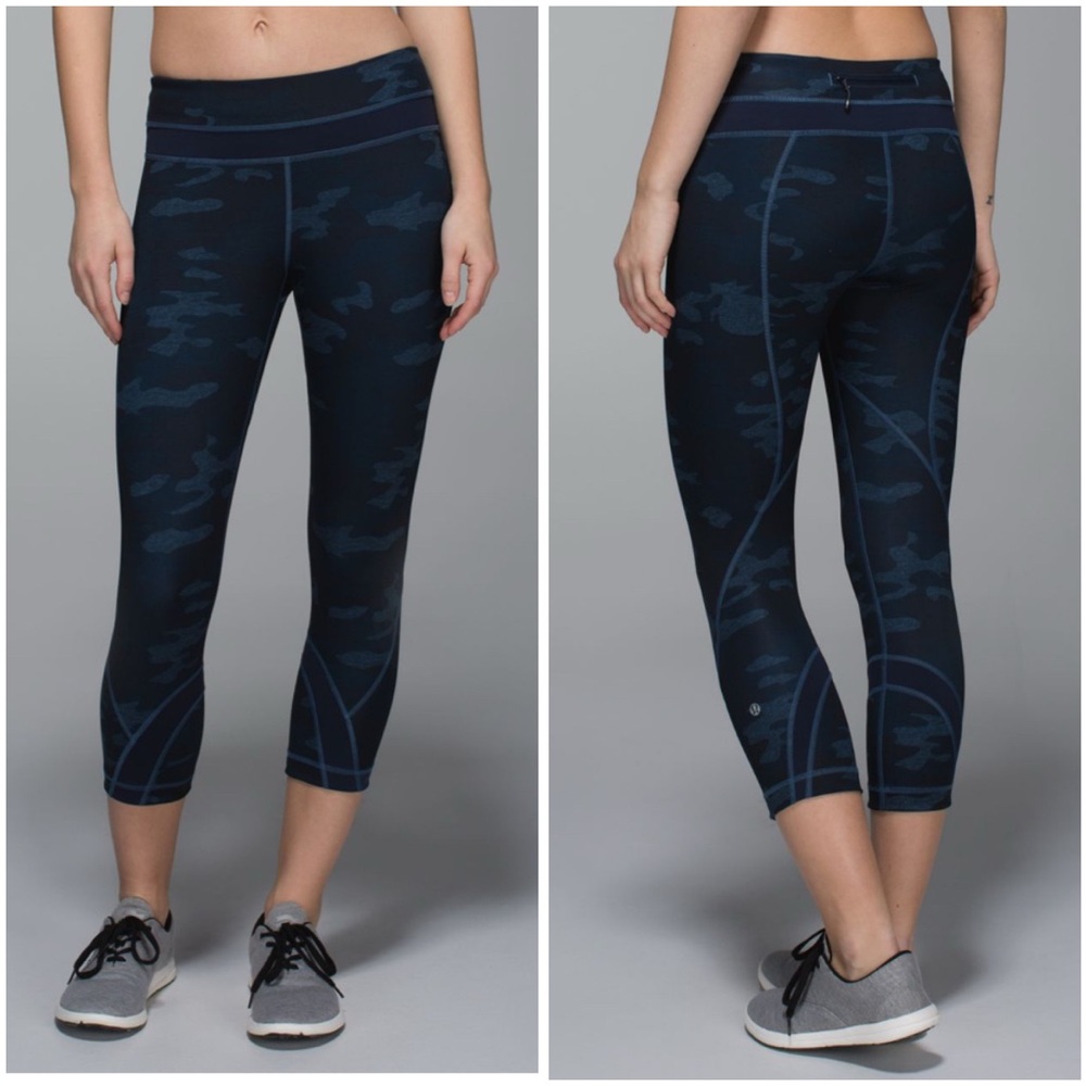 Lululemon Run Inspire Crop II Lotus Camo Oil Slick Blue Inkwell Size 6 Leggings